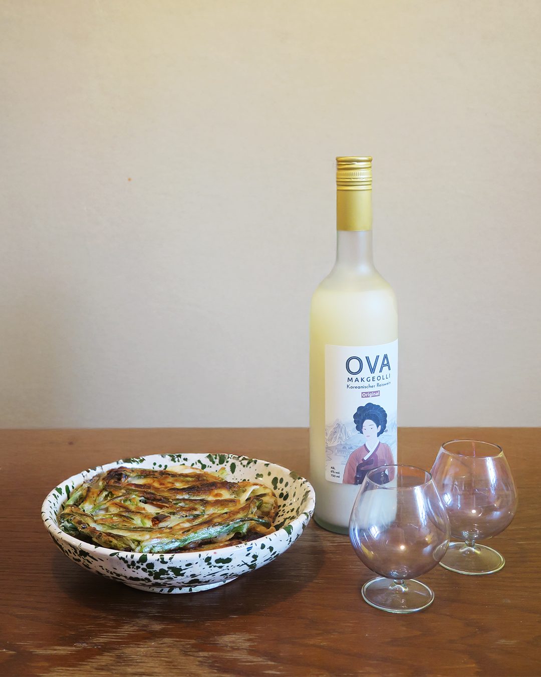 OVA Makgeolli mit koreanischem Pfannkuchen (Jeon)